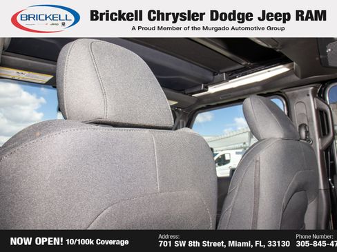 Used 2025 Jeep Wrangler Sahara w/ Safety Group image 17