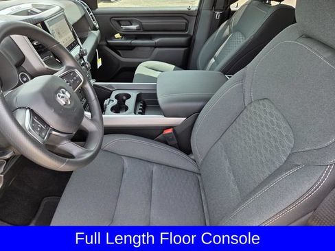 New 2026 RAM 1500 Express AWD/4WD image 23