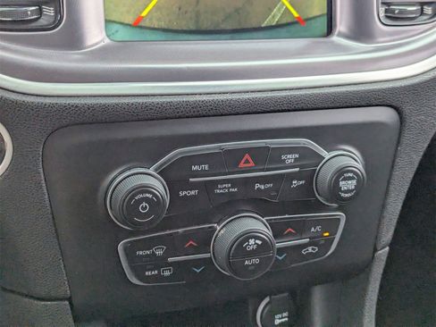 Used 2019 Dodge Charger GT w/ Blacktop Package image 21