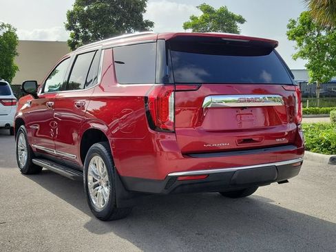 Used 2022 GMC Yukon SLT w/ SLT Luxury Package RWD image 4