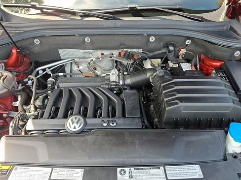 Certified 2021 Volkswagen Atlas SE w/ Towing Package AWD/4WD image 28