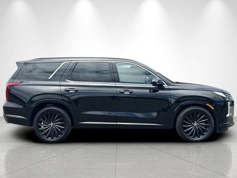 Used 2024 Hyundai Palisade Calligraphy AWD/4WD image 3