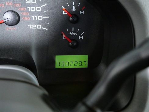 Used 2006 Ford F150 XLT image 19