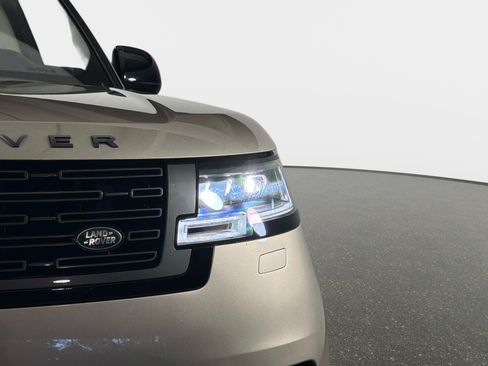 Used 2023 Land Rover Range Rover Autobiography AWD/4WD image 19