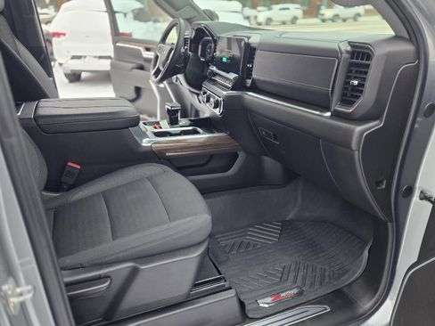 Used 2024 Chevrolet Silverado 1500 RST w/ Convenience Package II image 24