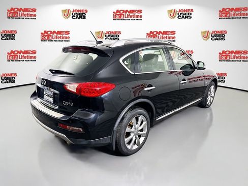 Used 2017 INFINITI QX50 AWD w/ Premium Plus Package image 16