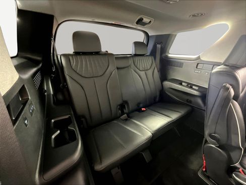 Used 2023 Hyundai Palisade Limited FWD image 24