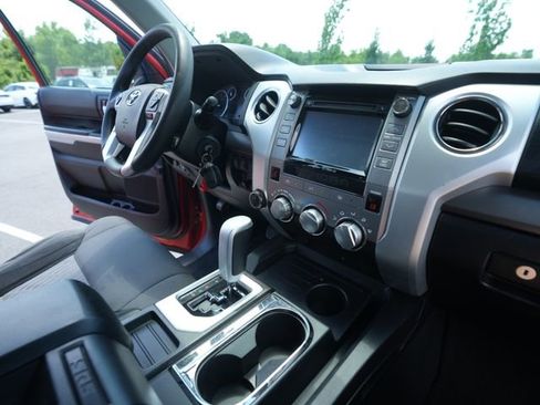 Used 2016 Toyota Tundra SR5 w/ TRD Off Road Package AWD/4WD image 29