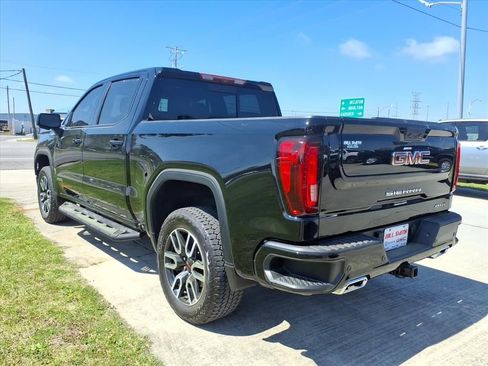 Used 2025 GMC Sierra 1500 AT4 w/ AT4 Premium Package image 5