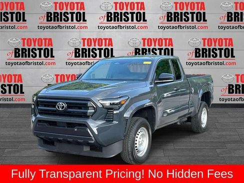 Used 2025 Toyota Tacoma SR AWD/4WD image 8