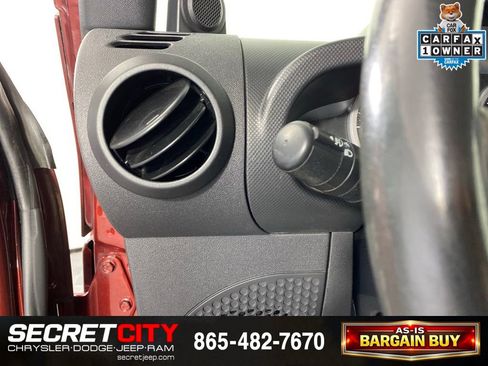 Used 2007 Jeep Wrangler Sahara w/ PWR Convenience Group AWD/4WD image 13