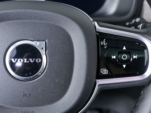 New 2026 Volvo XC90 T8 Ultra w/ Protection Package Premier AWD/4WD image 11