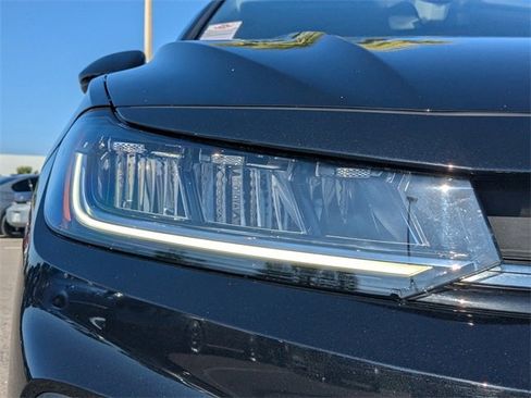 Used 2025 Volkswagen Jetta S image 11