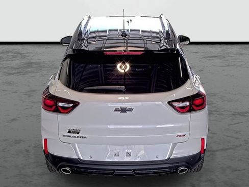 New 2026 Chevrolet TrailBlazer RS w/ Convenience Package FWD image 3