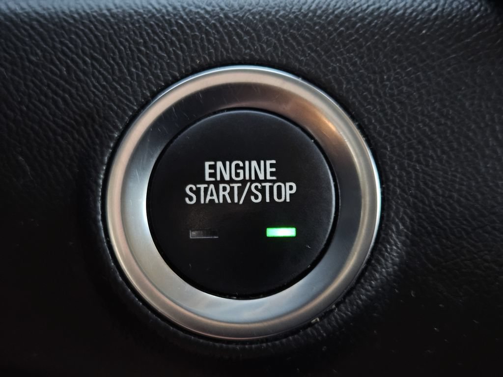 Used 2022 GMC Terrain SLE FWD image 21