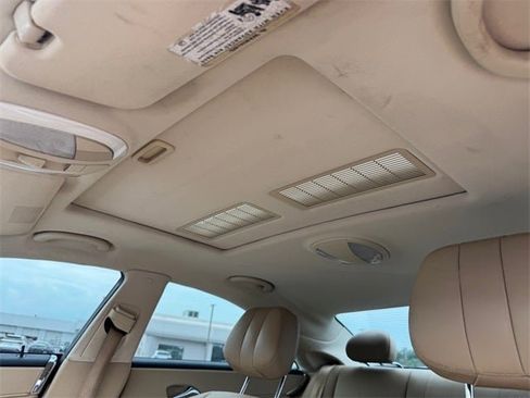 Used 2008 Mercedes-Benz CLS 550 image 16