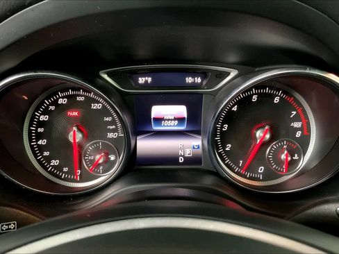 Used 2019 Mercedes-Benz CLA 250 4MATIC image 25