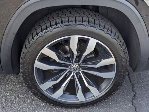 Used 2020 Volkswagen Atlas SEL R-Line image 7