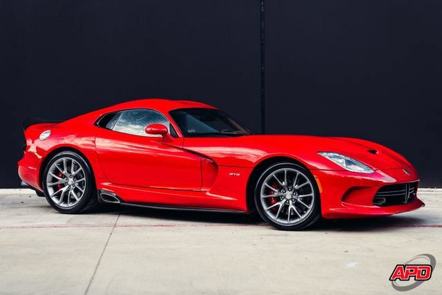 Used 2013 SRT Viper GTS w/ GTS Laguna Interior Pkg RWD image 39