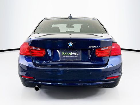 Used 2013 BMW 320i Sedan RWD image 7