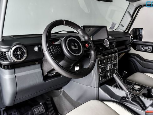 Used 2025 INEOS Grenadier Fieldmaster Edition image 14