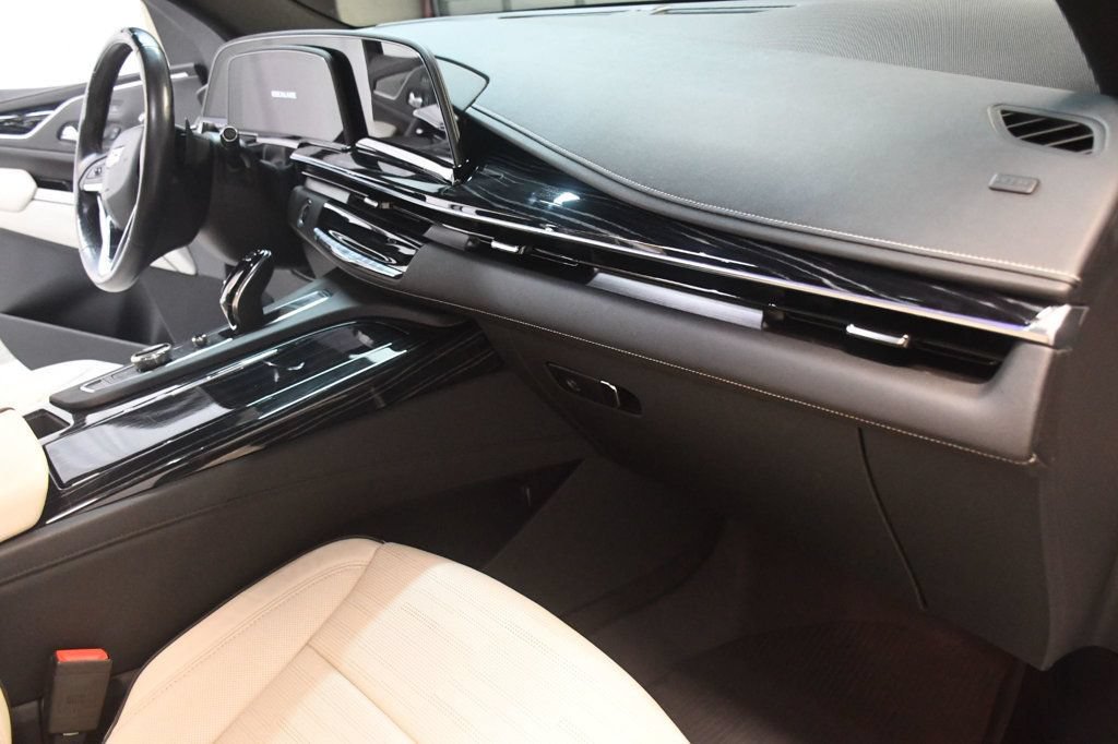 Used 2022 Cadillac Escalade Sport w/ Touring Package AWD/4WD image 27