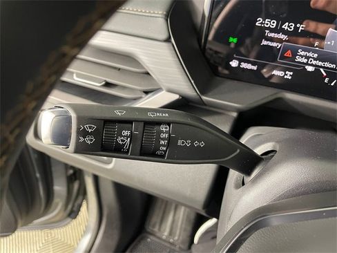 Used 2026 GMC Acadia AT4 w/ LPO, All-Weather Package image 11