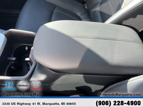 Used 2023 Toyota RAV4 Limited image 20