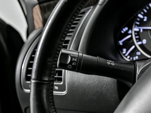 Used 2019 Nissan Armada SL w/ Premium Package image 28