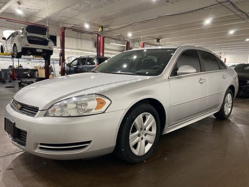 Used 2010 Chevrolet Impala LS image 7