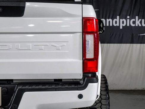 Used 2022 Ford F250 Lariat w/ Tremor Off-Road Package image 42