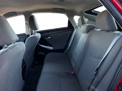 Used 2015 Toyota Prius Two image 11