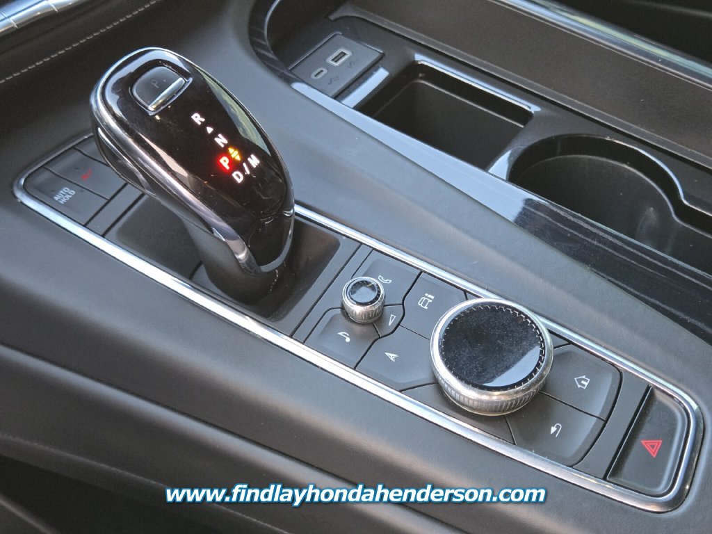 Used 2023 Cadillac Escalade V w/ LPO, ONYX Package AWD/4WD image 30