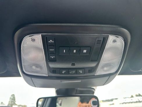 Used 2025 Dodge Durango SRT Hellcat image 25