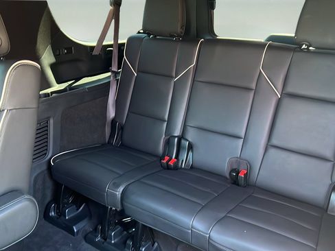 Certified 2024 Cadillac Escalade ESV Premium Luxury w/ LPO, Floor Liner Package AWD/4WD image 15