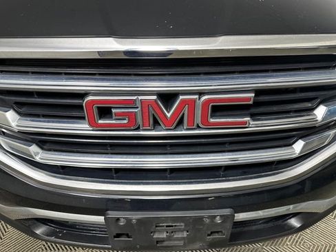 Used 2020 GMC Terrain SLT w/ Preferred Package AWD/4WD image 9