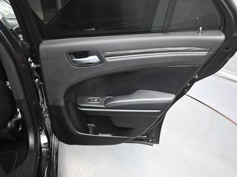 Used 2022 Chrysler 300 Touring w/ Sport Appearance Package RWD image 14