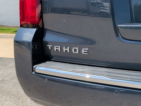 Used 2019 Chevrolet Tahoe Premier RWD image 12