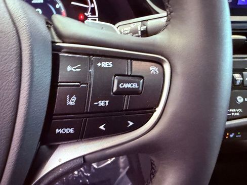 Certified 2024 Lexus ES 350 w/ Premium Package image 21