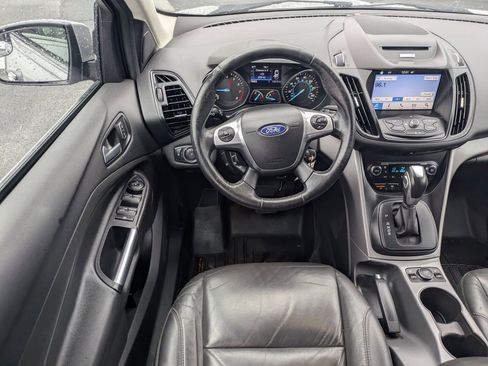 Used 2016 Ford Escape SE w/ SE Leather Comfort Package FWD image 16