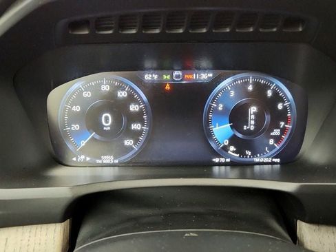 Used 2021 Volvo XC90 T6 Inscription image 15