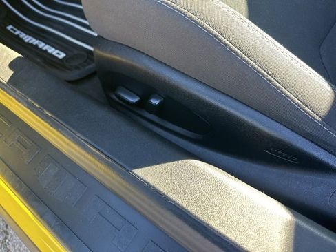 Used 2018 Chevrolet Camaro LT w/ RS Package image 7