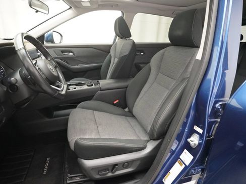 Used 2021 Nissan Rogue SV AWD/4WD image 7