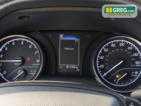 Used 2021 Toyota Camry SE FWD image 16