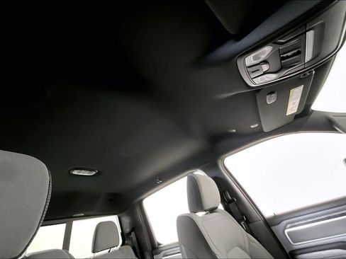 Used 2021 RAM 1500 Lone Star image 21