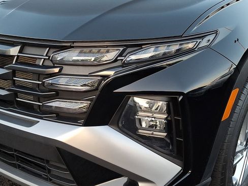 Used 2026 Hyundai Tucson SE image 8