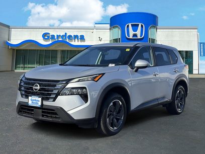 Used 2025 Nissan Rogue SV