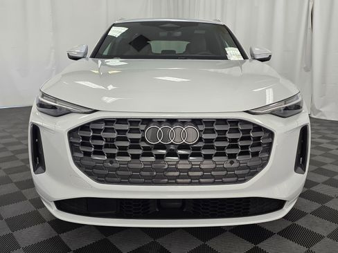 Used 2025 Audi Q5 Premium Plus image 9