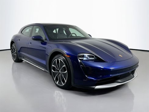 Certified 2024 Porsche Taycan 4 Cross Turismo image 9