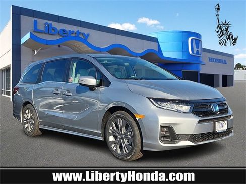 New 2026 Honda Odyssey Touring image 1